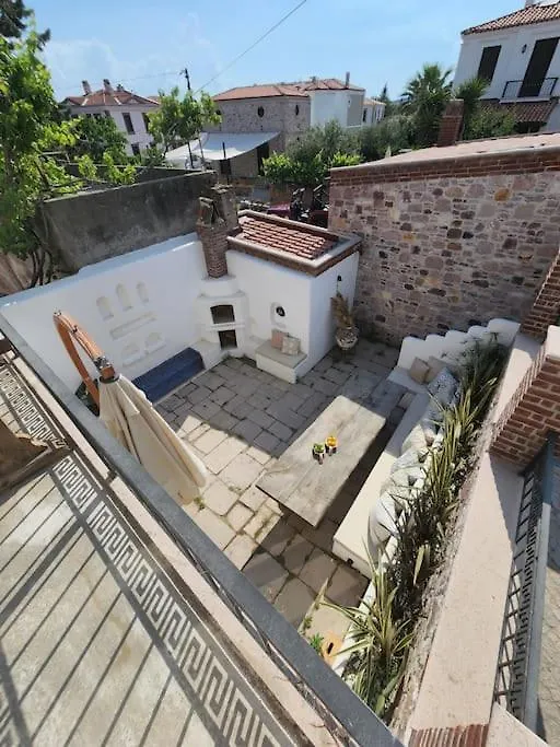 Balkonaki Ayvalik